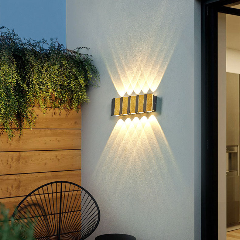Applique murale LED extérieure dorée haut de gamme