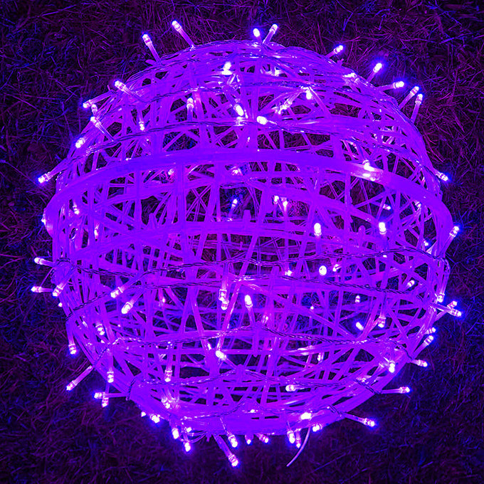 Lampe de jardin suspendue solaire à LED multicolore