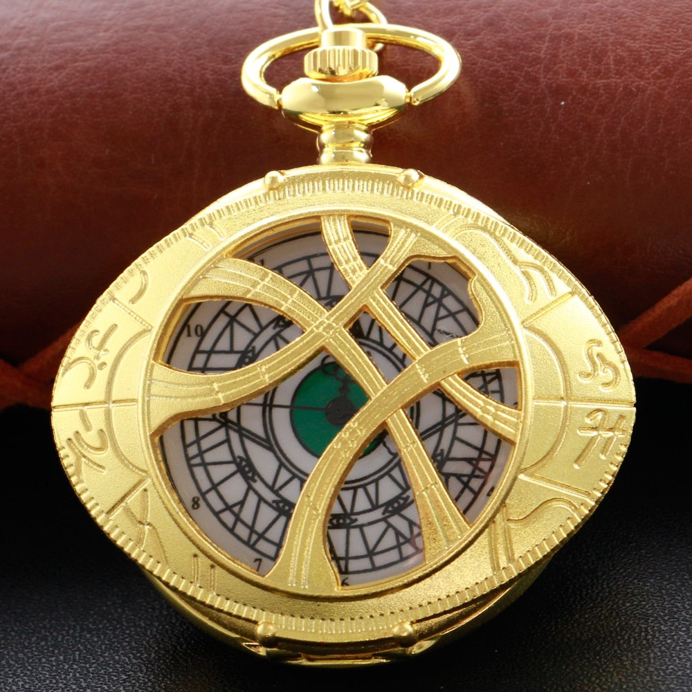 Pendentif montre de poche steampunk d'inspiration vintage
