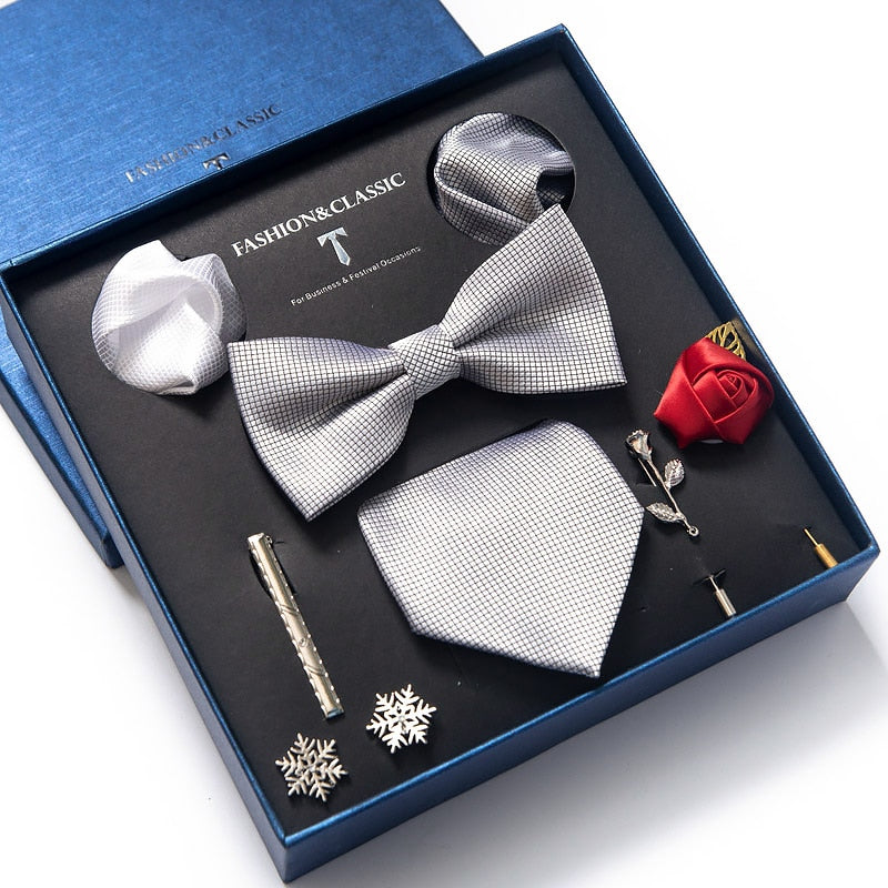 Ensemble de cravates élégantes pour homme, présenté dans un coffret haut de gamme.