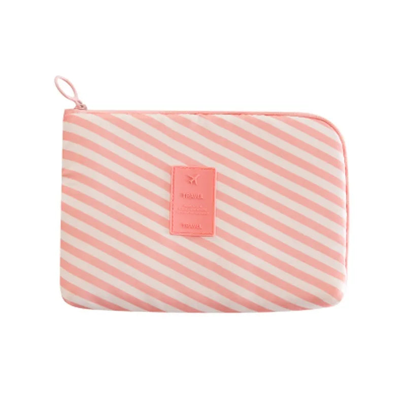 Pochette étanche pour appareils électroniques de voyage