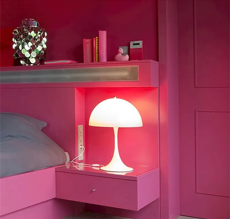 Vintage Nordic Desk Lamp