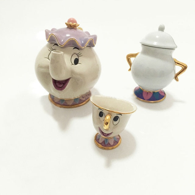 Adorable service à thé en porcelaine La Belle et la Bête