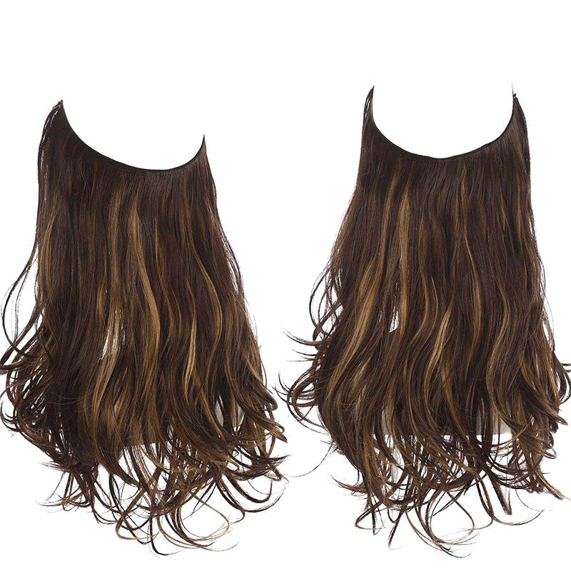 Magnifique perruque aux cheveux bouclés et volumineux