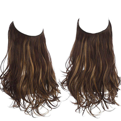 Magnifique perruque aux cheveux bouclés et volumineux