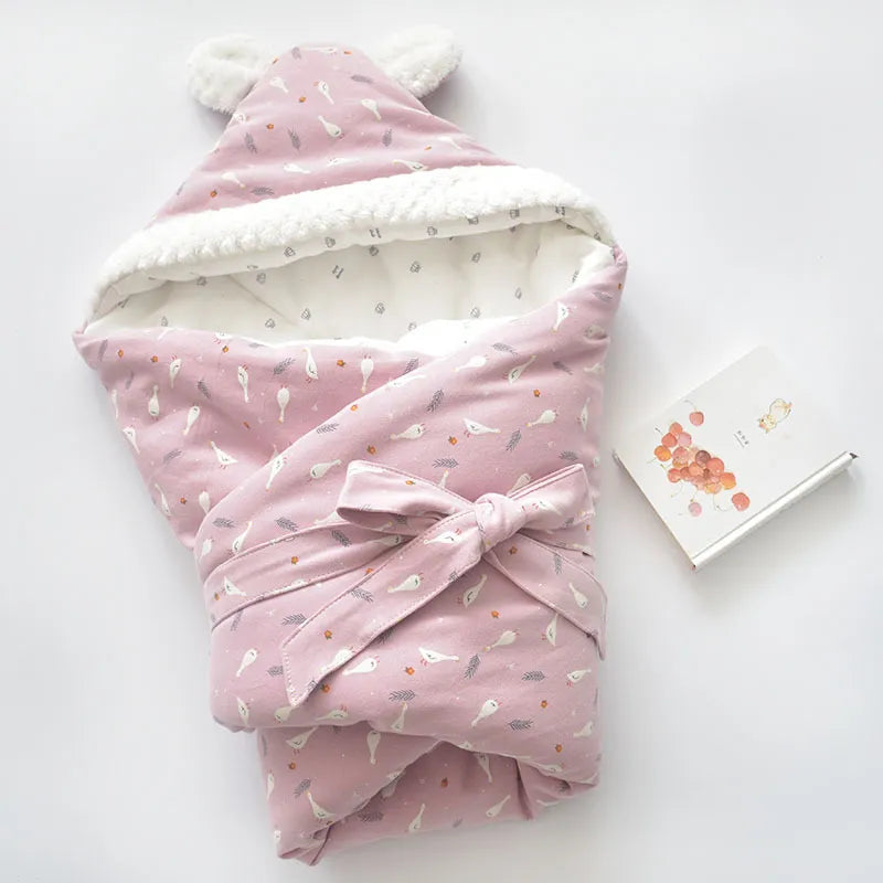 Couverture douce pour bébé avec capuche et polaire
