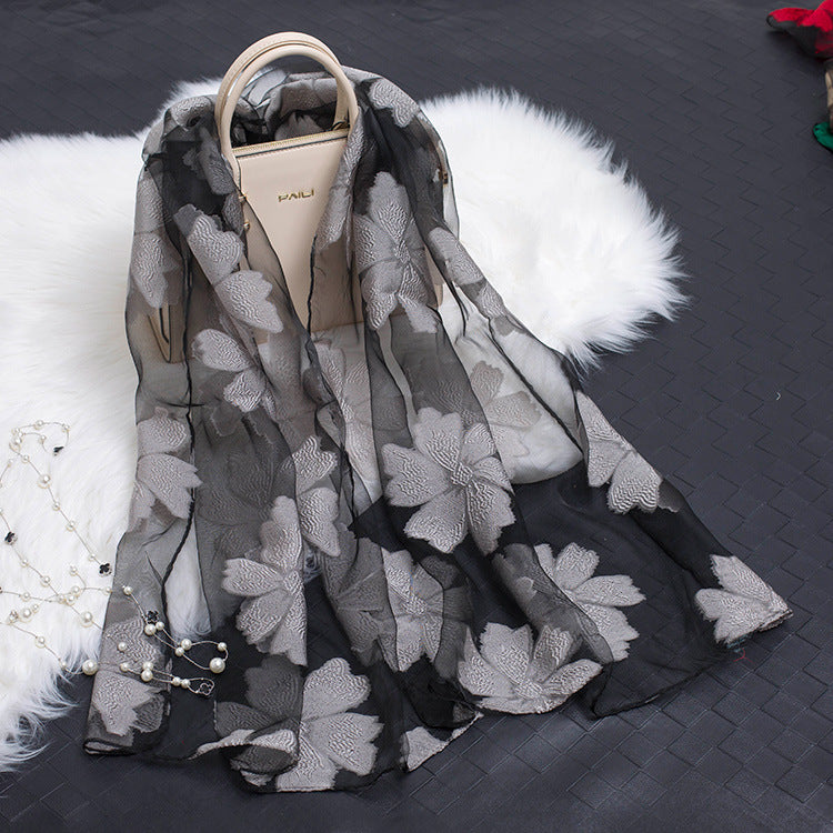 Elegant Lightweight Scarf with Floral Pattern - Halri