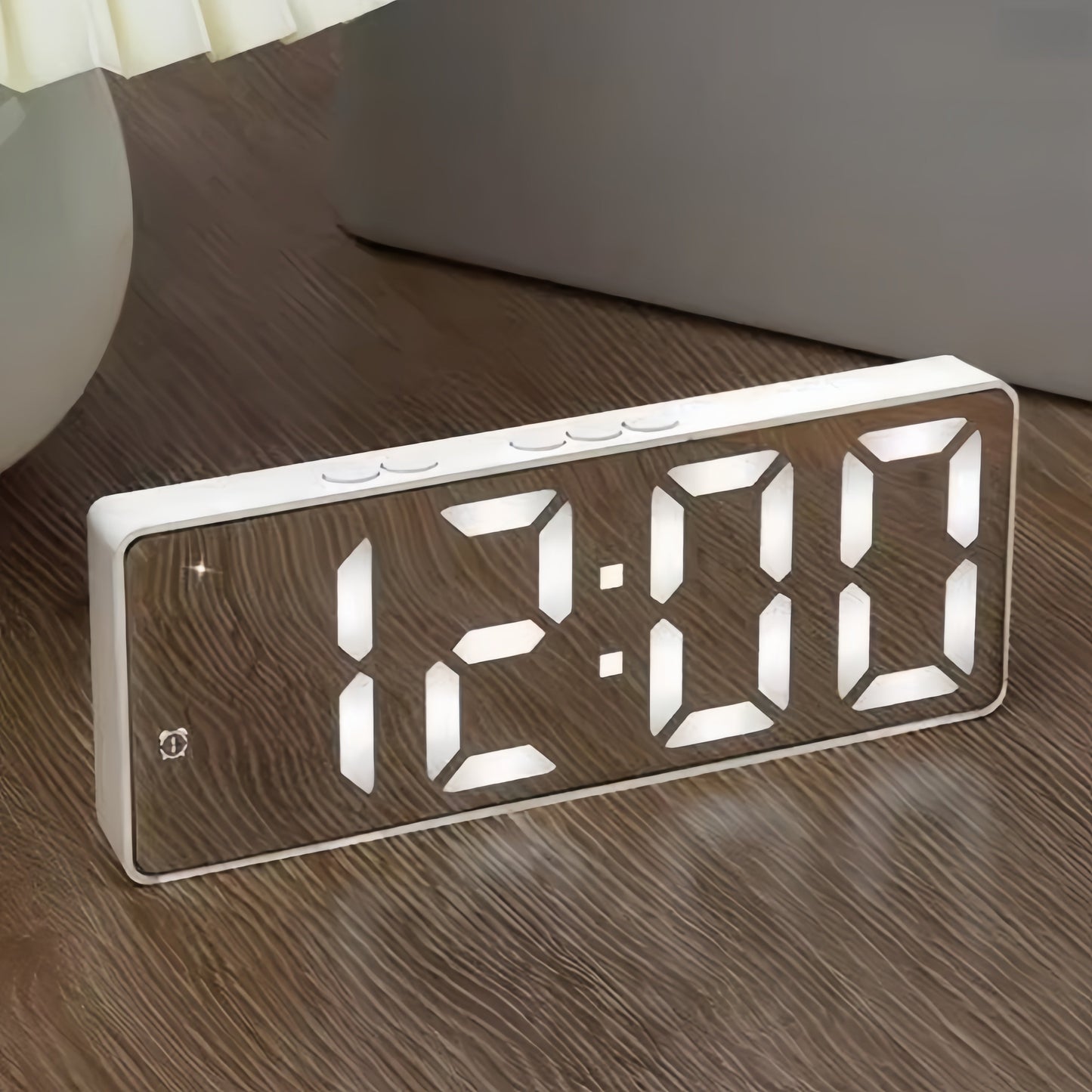 Smart Wake Up Clock with Sunrise Simulation Display