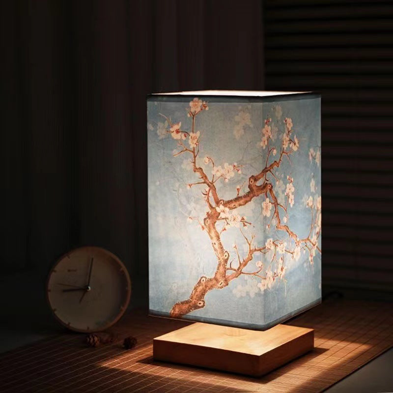 Traditional Wooden Accent Table Lamp - Halri