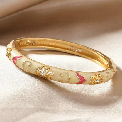 Bracelets à motifs floraux magnifiques