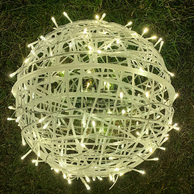 Lampe de jardin suspendue solaire à LED multicolore 