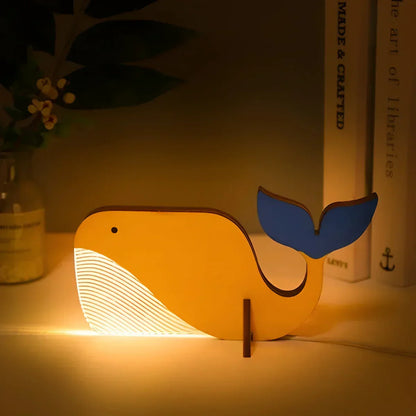 Lampe de bureau en bois avec figurine d'animal