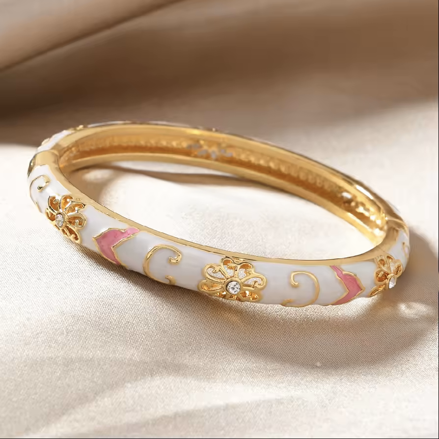 Bracelets à motifs floraux magnifiques