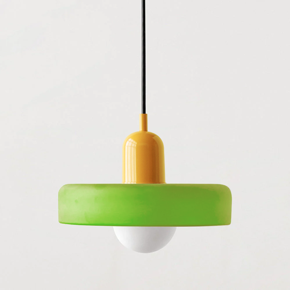 Suspension en verre vibrant au design moderne