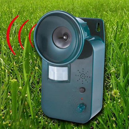 Effective Outdoor Animal Repeller Ultrasonic Pest Repellent Device