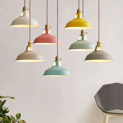 Suspension élégante et réglable au style industriel moderne