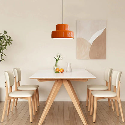 Suspension chaleureuse de style Bauhaus