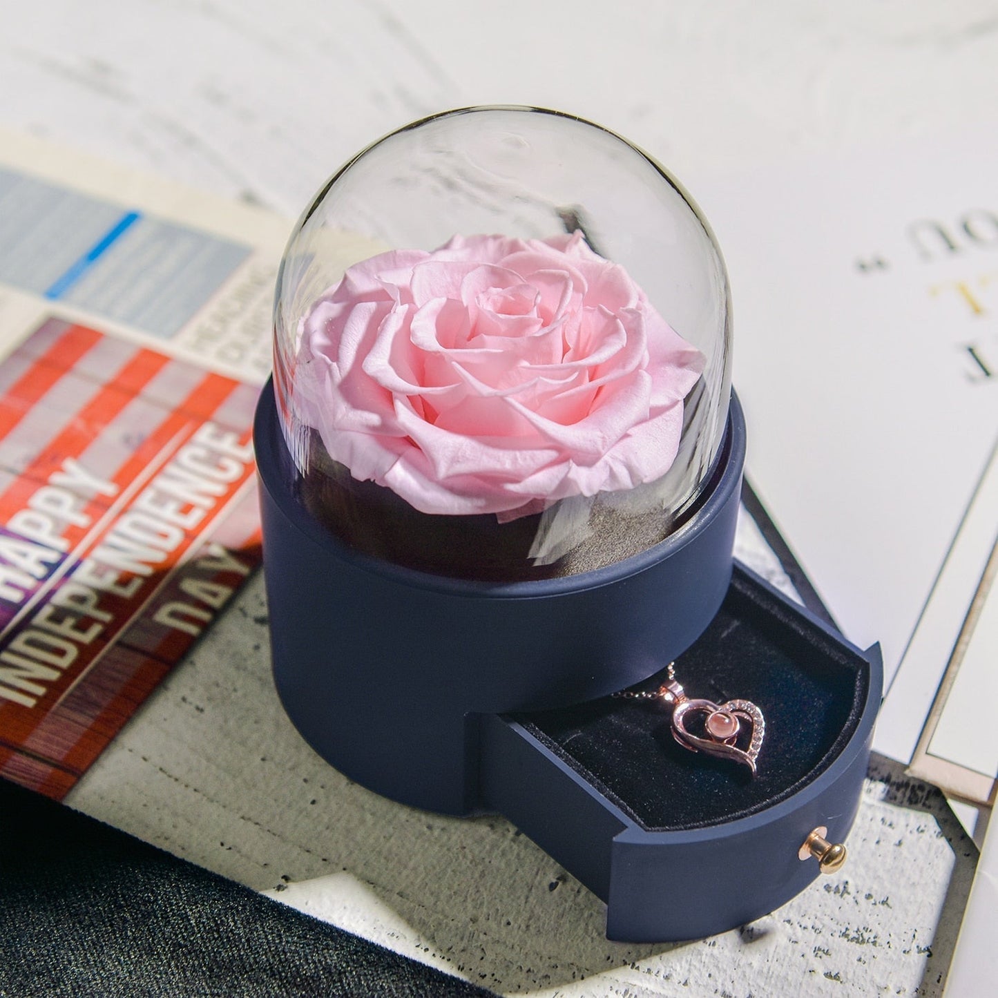 Magnifique boîte de rangement pour colliers en or rose