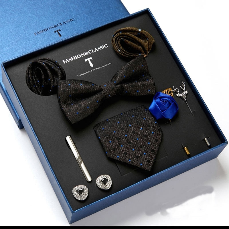 Ensemble de cravates élégantes pour homme, présenté dans un coffret haut de gamme.
