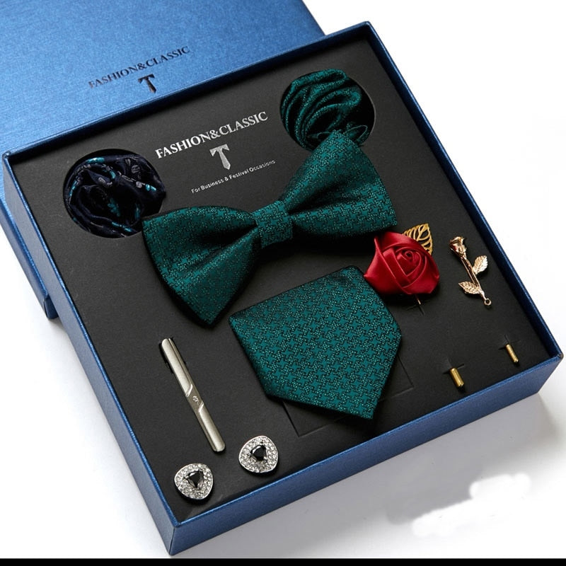 Ensemble de cravates élégantes pour homme, présenté dans un coffret haut de gamme.