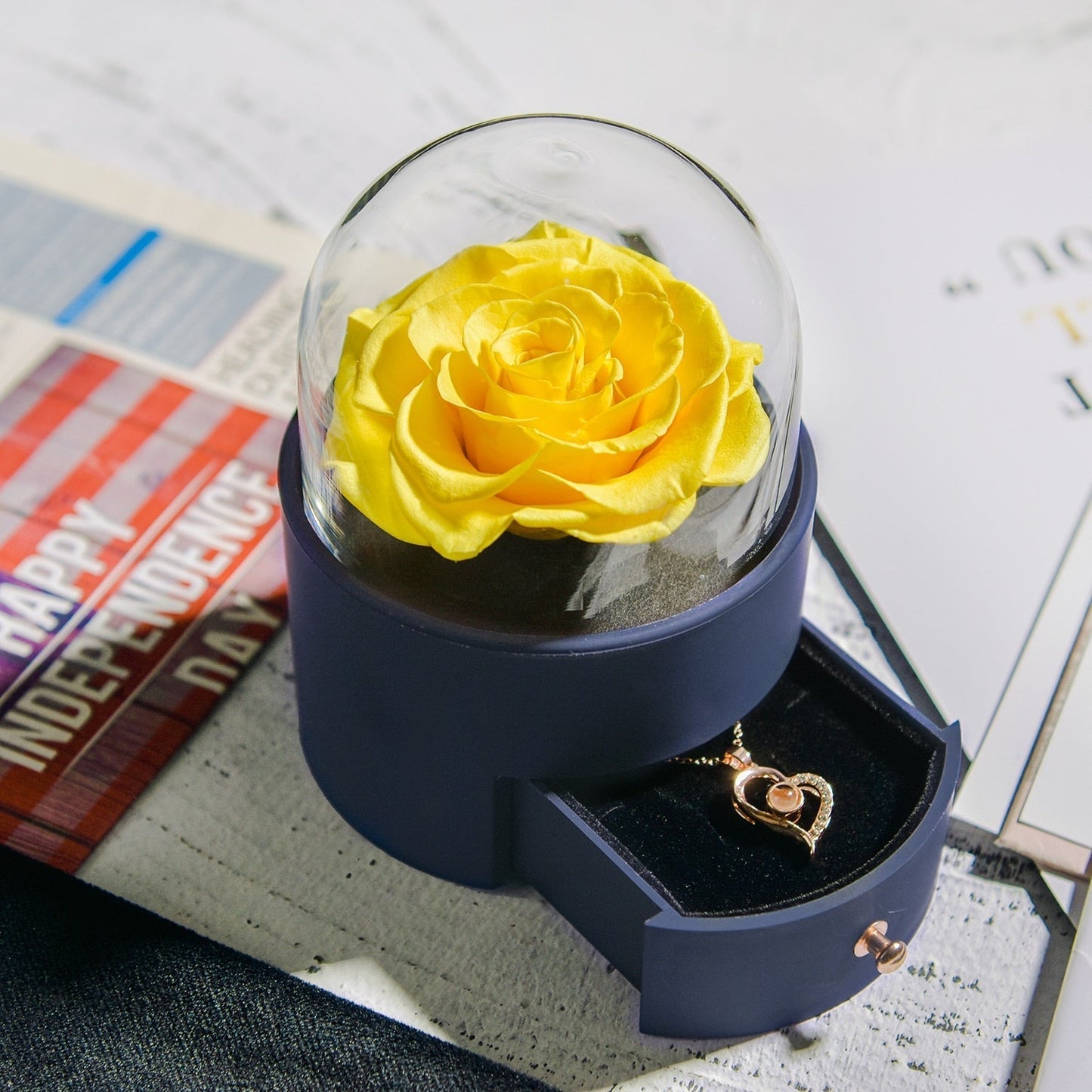 Magnifique boîte de rangement pour colliers en or rose