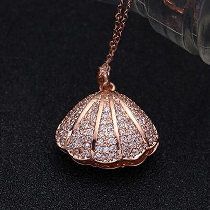 Collier pendentif coquillage inspiré de l'océan