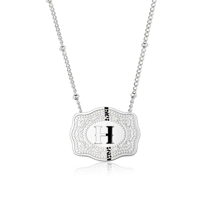 Collier pendentif lettre initiale avec boucle