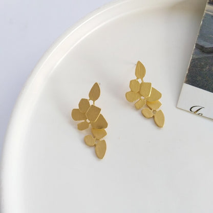 Boucles d'oreilles pendantes style vintage en forme de feuille