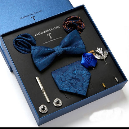 Ensemble de cravates élégantes pour homme, présenté dans un coffret haut de gamme.