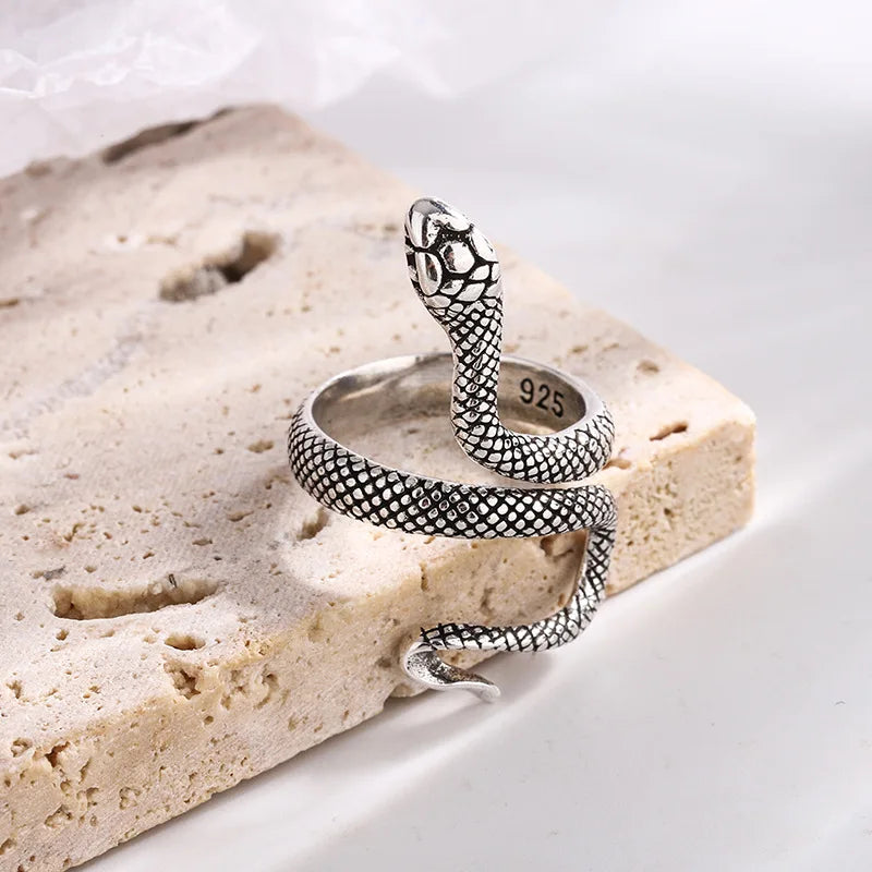 Unique Patterned Snake Metal Ring - Halri