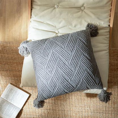 Housse de coussin douce et moelleuse avec pompons douillets