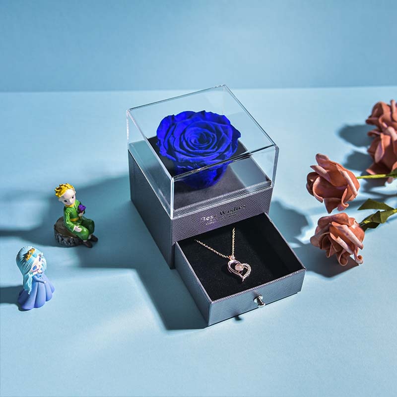 Magnifique boîte de rangement pour colliers en or rose
