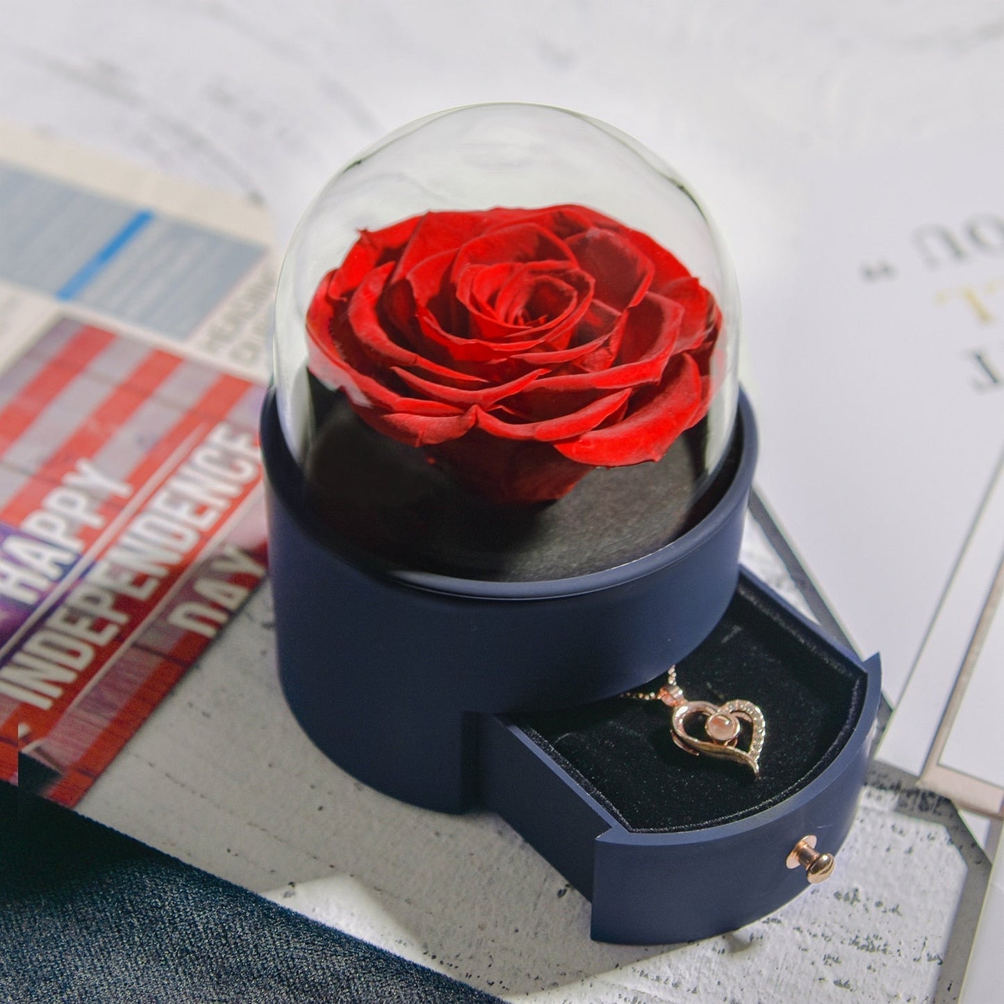 Magnifique boîte de rangement pour colliers en or rose