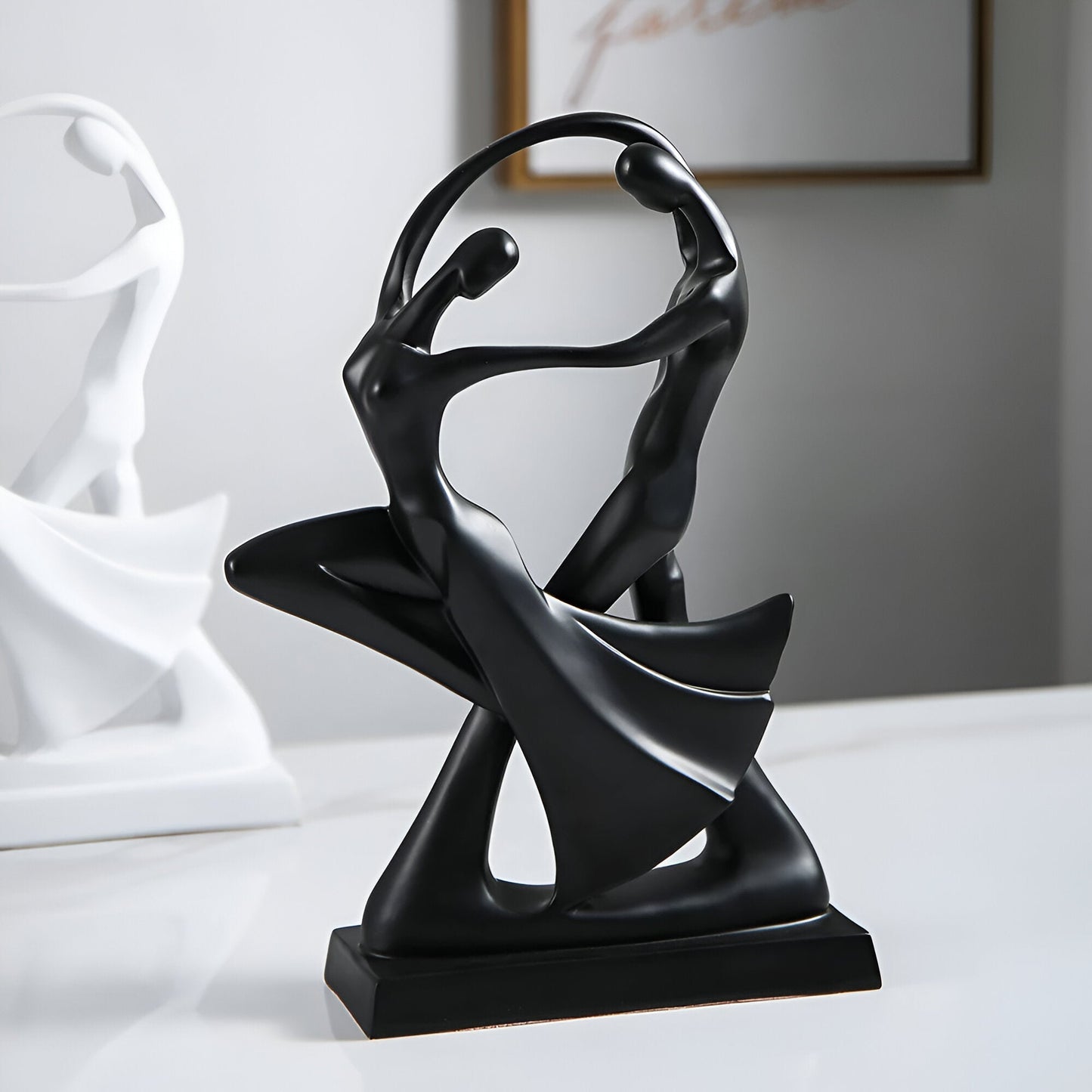 Stylish Dance Couple Resin Figurine - Halri