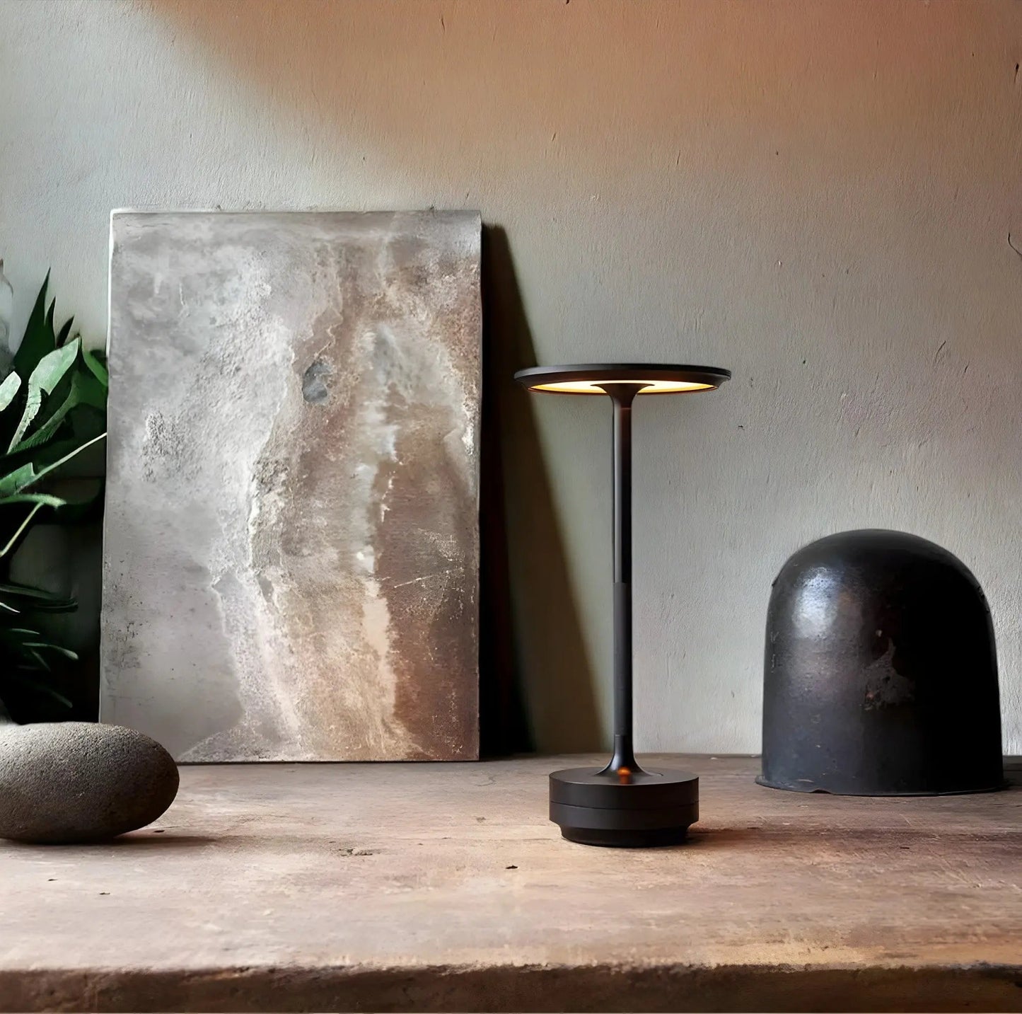 Stylish Wireless Desk Lamp with Color Changing LED Light - Halri