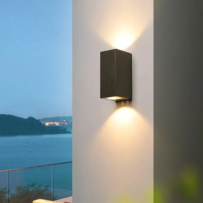 IP54 Outdoor Wall Light with Integrated LED – Durable Aluminum Exterior Wall Lantern 6