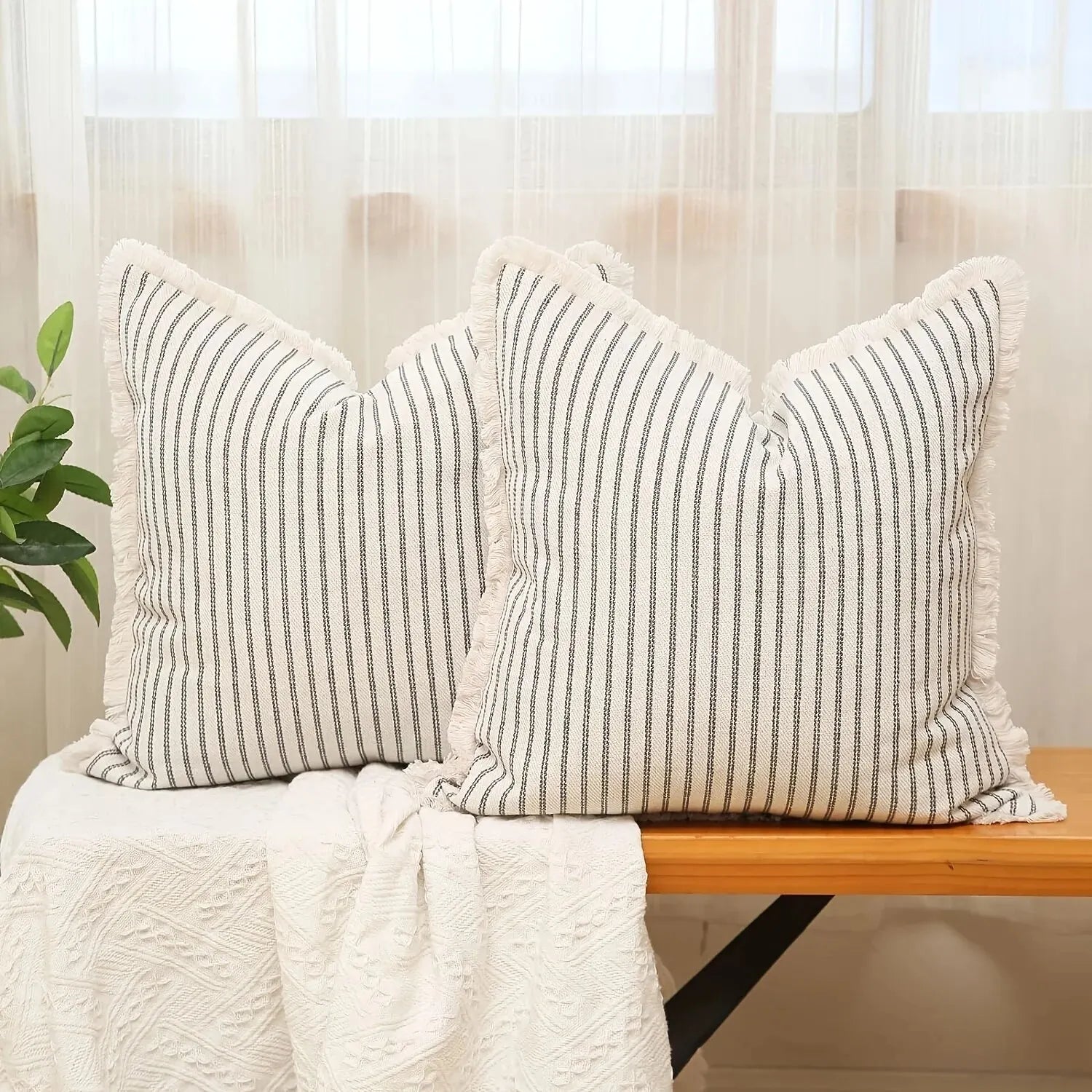 Jacquard Cushion Covers with White Frill – 45x45 cm Decorative Scatter Cushions for Stylish Home Decor 4