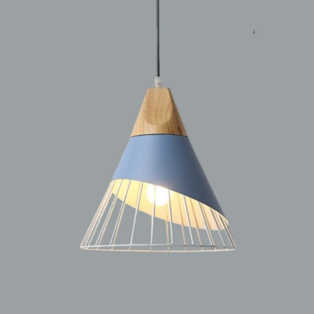 Suspension rustique en bois et métal