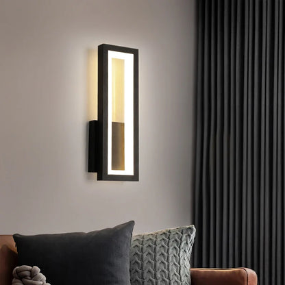 Slim Contemporary LED Wall Light - Halri