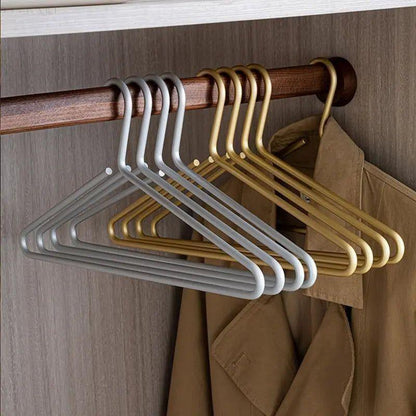 Ensemble de 5 cintres en bois de qualité supérieure pour costumes
