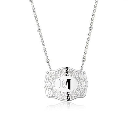 Collier pendentif lettre initiale avec boucle