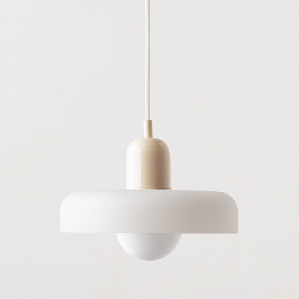 Suspension en verre vibrant au design moderne