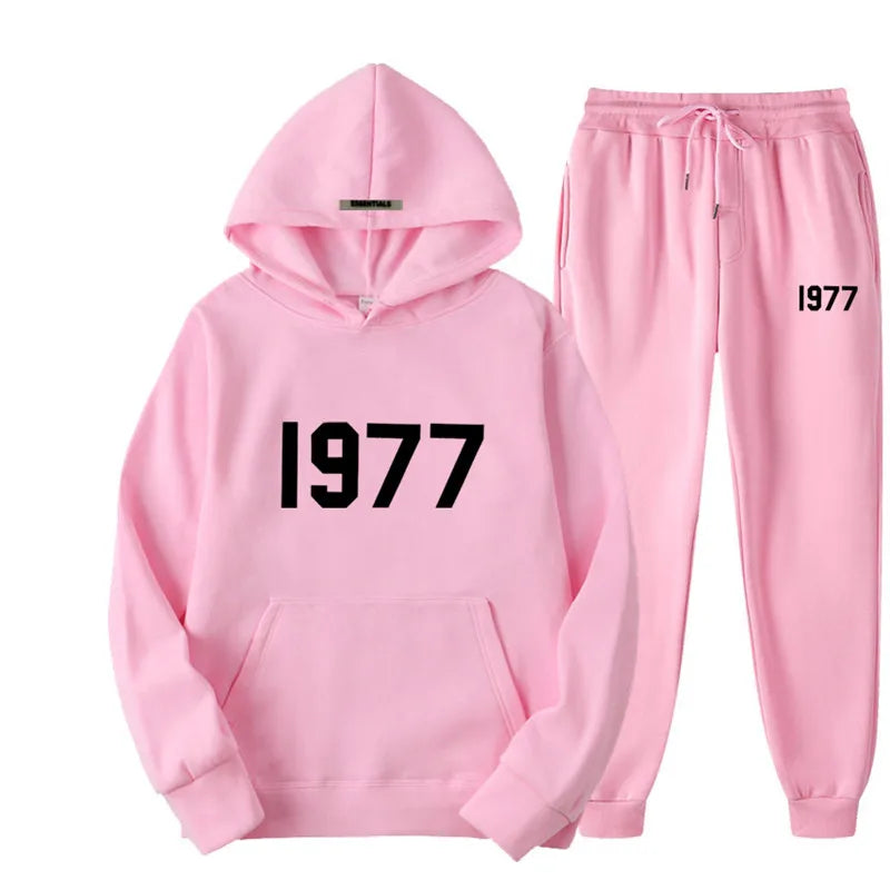 Relaxed Fit Retro Classic Women's Tracksuit