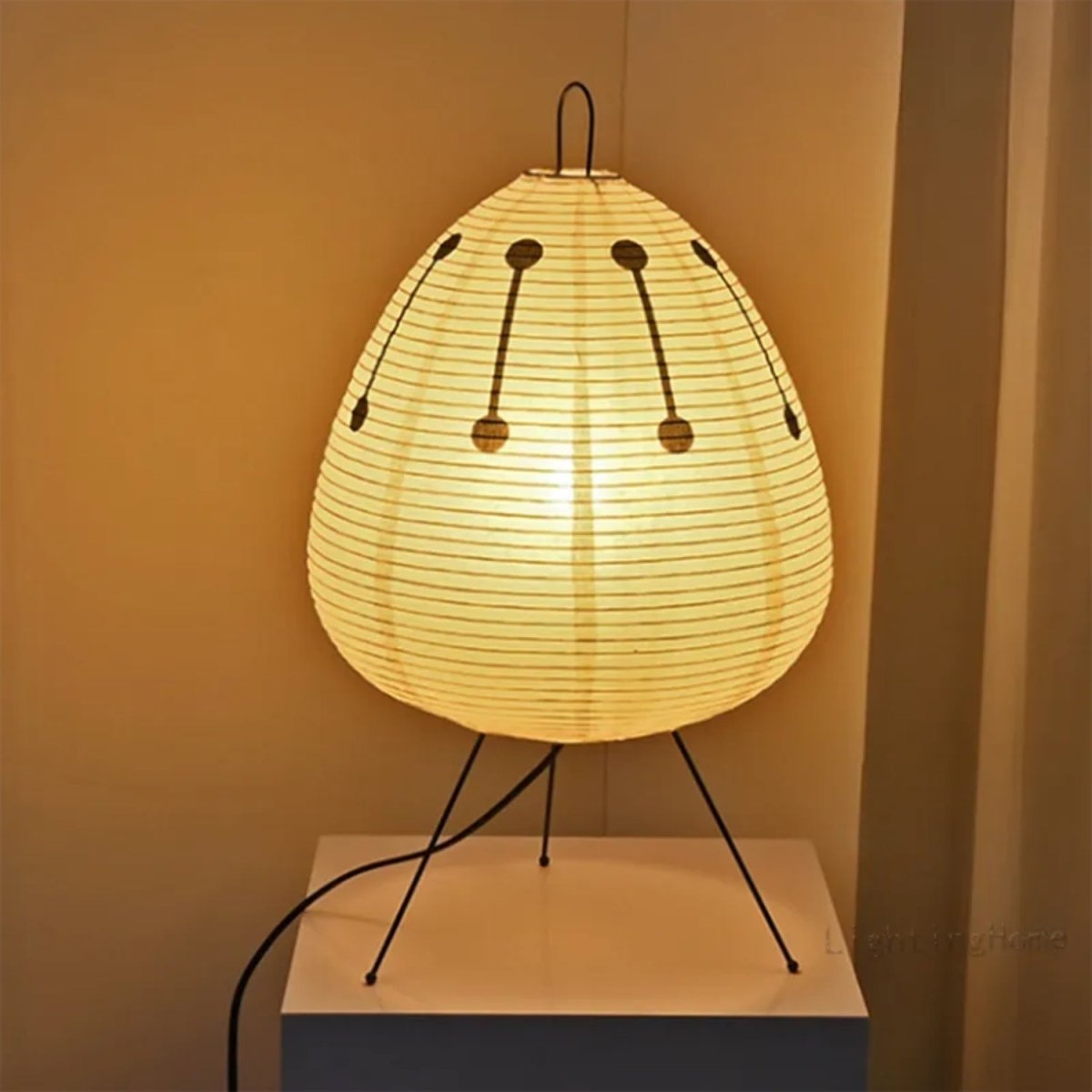 Lampe de table traditionnelle japonaise en papier