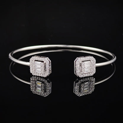 Bracelet jonc ajustable papillon en argent magnifique