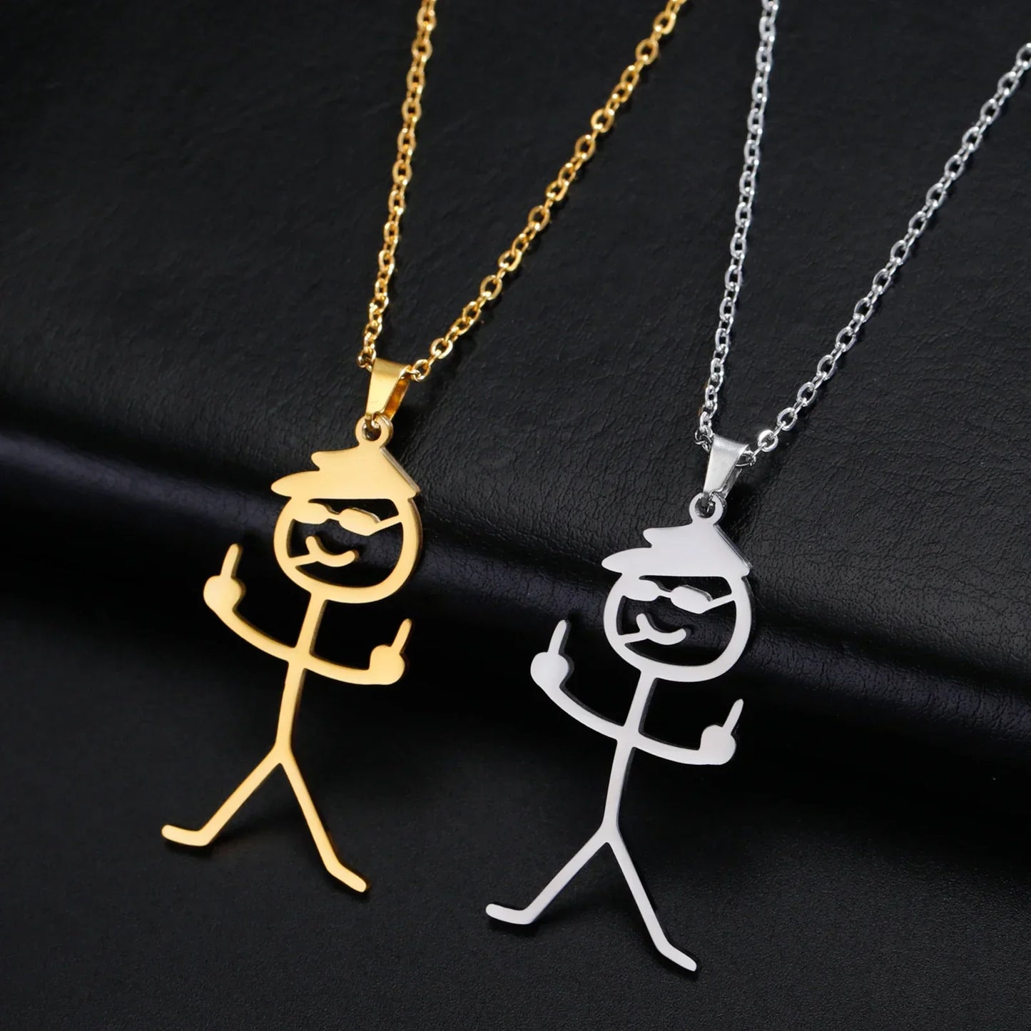 Collier pendentif bonhomme bâton punk amusant avec doigt d'honneur