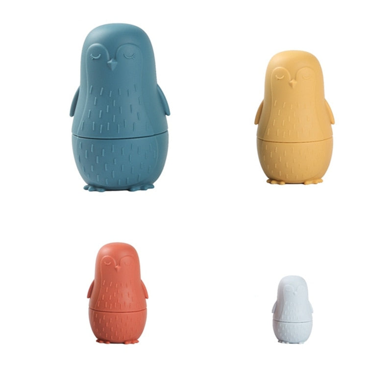 Ensemble de poupées russes empilables colorées