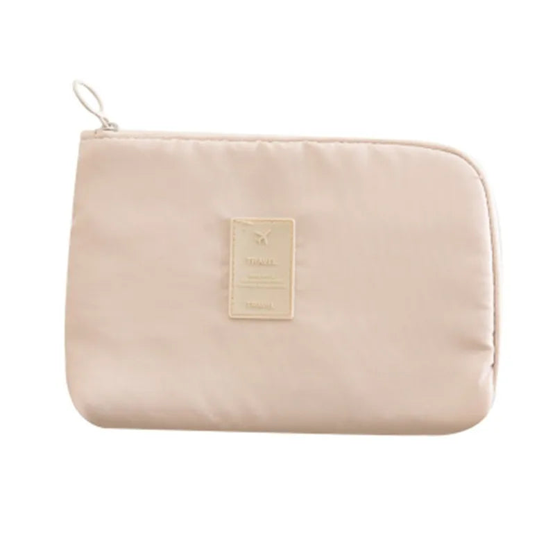 Pochette étanche pour appareils électroniques de voyage