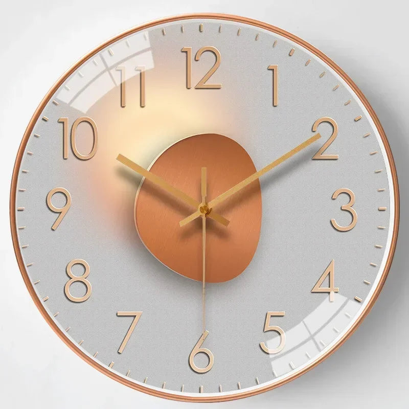 Horloge murale traditionnelle silencieuse