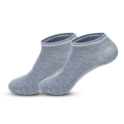 Chaussettes de yoga antidérapantes Grip pour femmes, idéales pour le fitness et le sport.